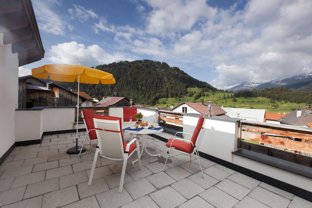 Ferienhaus Luis ナウダース エクステリア 写真