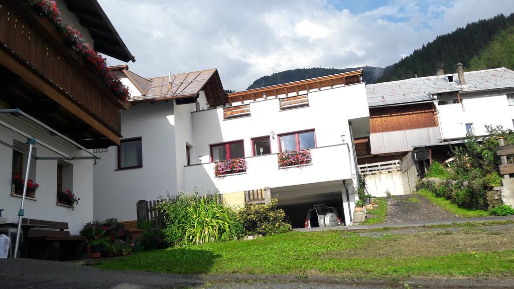 Ferienhaus Luis ナウダース エクステリア 写真